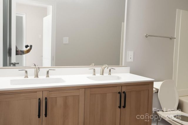 5235 Swearngan Road, Charlotte, NC 28216