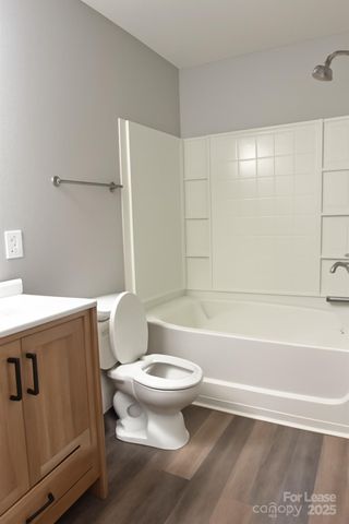 5235 Swearngan Road, Charlotte, NC 28216