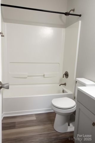 5235 Swearngan Road, Charlotte, NC 28216