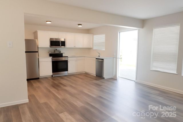 5235 Swearngan Road, Charlotte, NC 28216