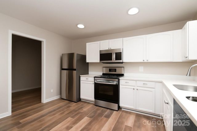 5235 Swearngan Road, Charlotte, NC 28216