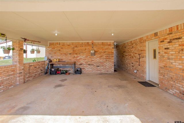 149 Pecan Street, Frankston, TX 75763