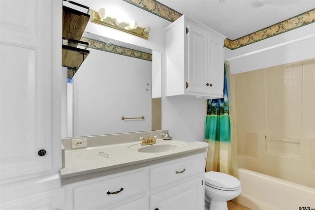 149 Pecan Street, Frankston, TX 75763