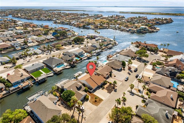 13825 Topsail St, Corpus Christi, TX 78418