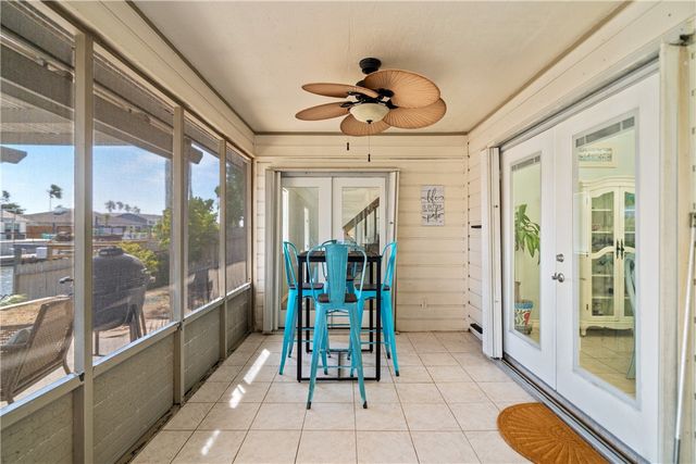 13825 Topsail St, Corpus Christi, TX 78418
