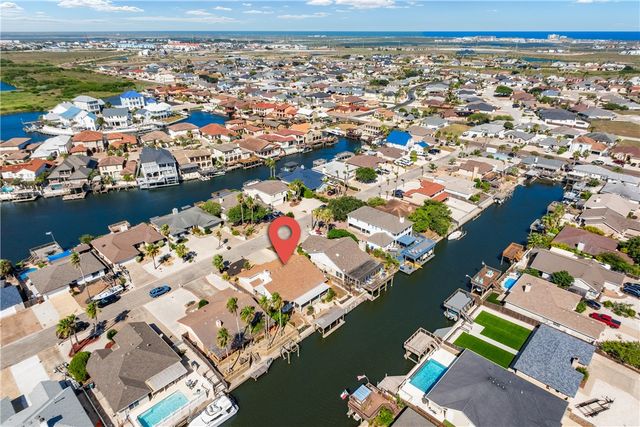 13825 Topsail St, Corpus Christi, TX 78418