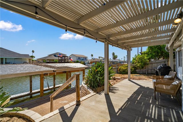 13825 Topsail St, Corpus Christi, TX 78418