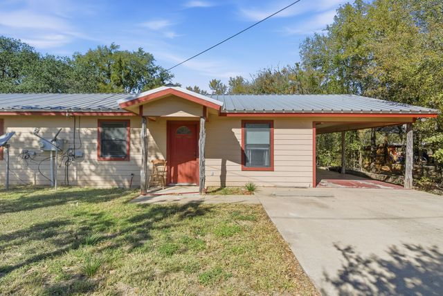 631 Coleman Street, Stephenville, TX 76401