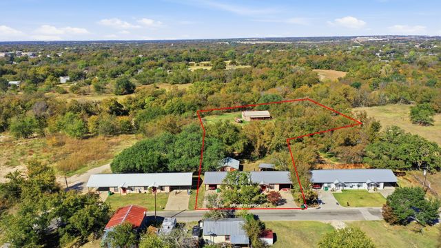 631 Coleman Street, Stephenville, TX 76401