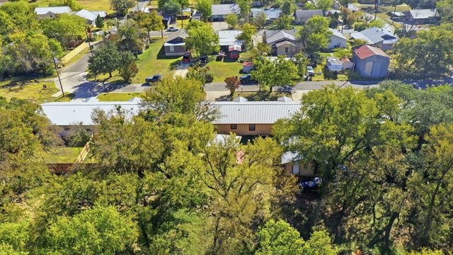 631 Coleman Street, Stephenville, TX 76401