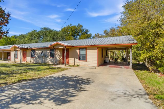 631 Coleman Street, Stephenville, TX 76401