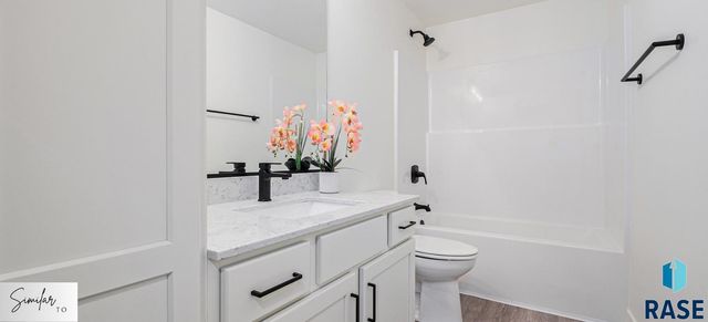 312 S Willow Spring Dr Drive, Sioux Falls, SD 57110