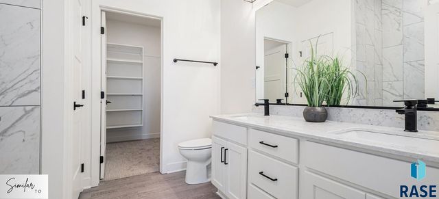 312 S Willow Spring Dr Drive, Sioux Falls, SD 57110