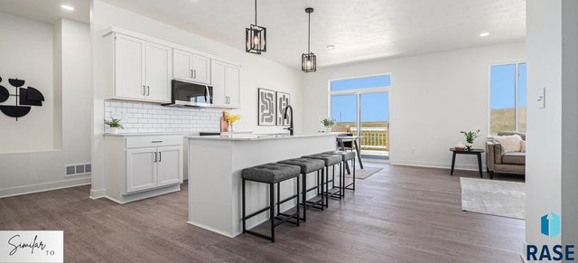 312 S Willow Spring Dr Drive, Sioux Falls, SD 57110