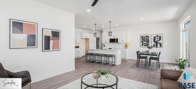 312 S Willow Spring Dr Drive, Sioux Falls, SD 57110