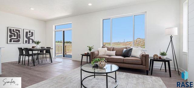 312 S Willow Spring Dr Drive, Sioux Falls, SD 57110