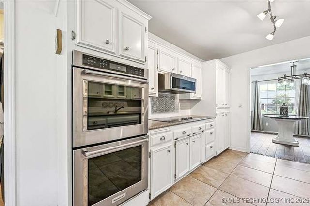 6310 S 72nd Place, Tulsa, OK 74133