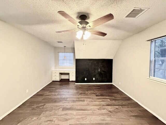 6310 S 72nd Place, Tulsa, OK 74133
