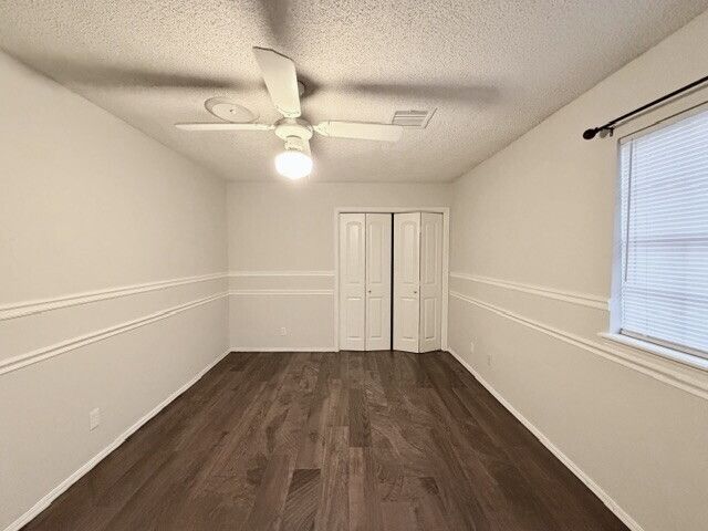 6310 S 72nd Place, Tulsa, OK 74133