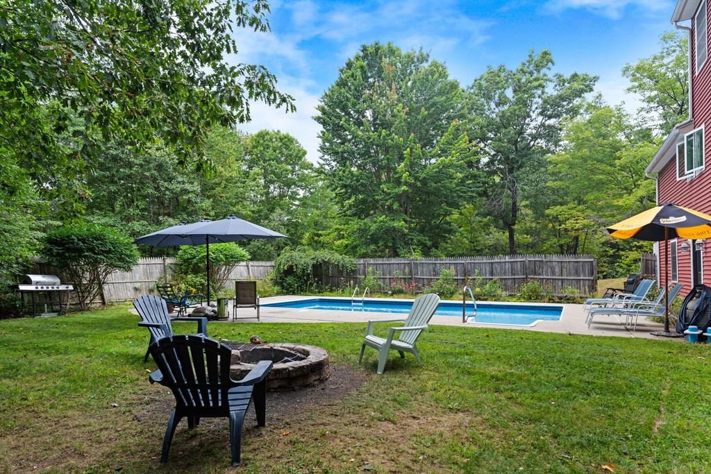 56 Highview Drive, New Gloucester, ME 04260 — photo 3