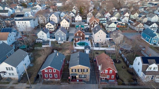 76 Liberty St, New Bedford, MA 02740