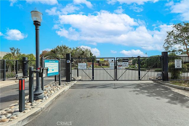 2240 Golden Oak Lane 14, Merced, CA 95341