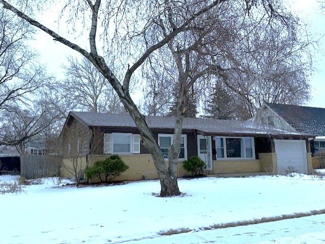 1229 Algonquin Drive, Elgin, IL 60120