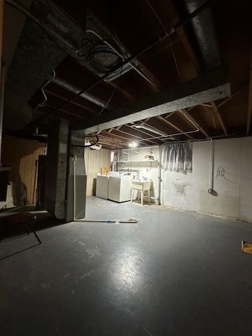 1229 Algonquin Drive, Elgin, IL 60120