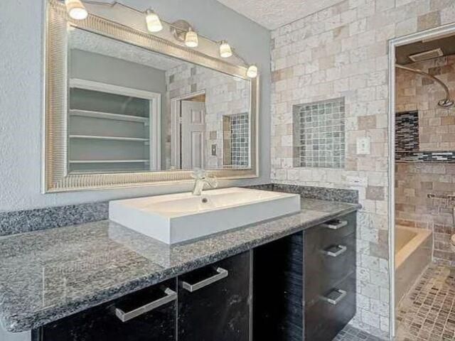 3610 Vineyard Drive, Houston, TX 77082