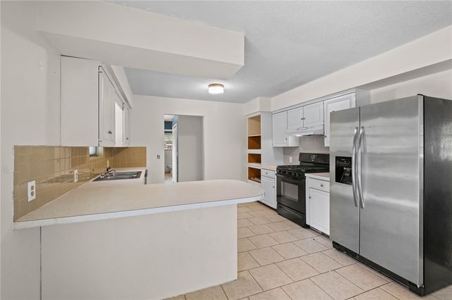 999 S Curtis Avenue, Pea Ridge, AR 72751