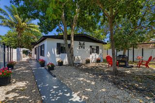 1100 NW 3rd Avenue 1-2, Fort Lauderdale, FL 33311