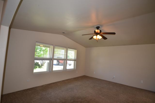 3512 Avenue H, White City, OR 97503