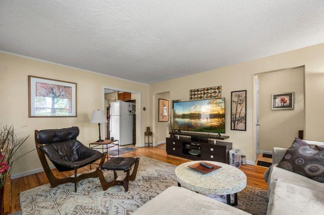 3331 Beard Avenue N, Robbinsdale, MN 55422