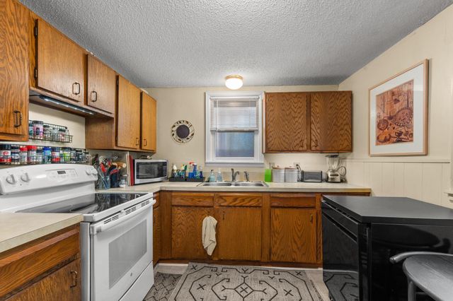 3331 Beard Avenue N, Robbinsdale, MN 55422