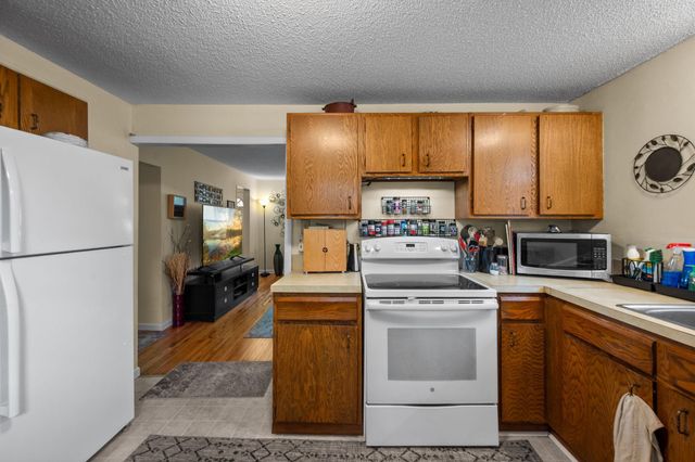 3331 Beard Avenue N, Robbinsdale, MN 55422