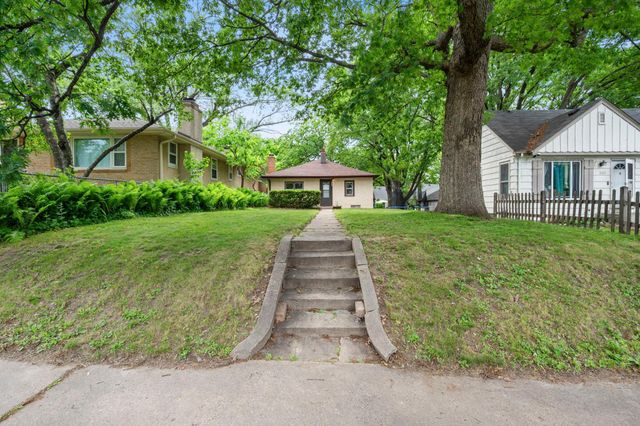 3331 Beard Avenue N, Robbinsdale, MN 55422