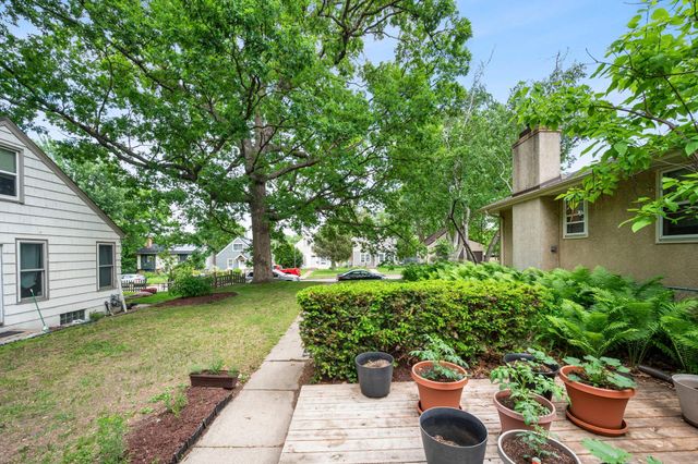 3331 Beard Avenue N, Robbinsdale, MN 55422
