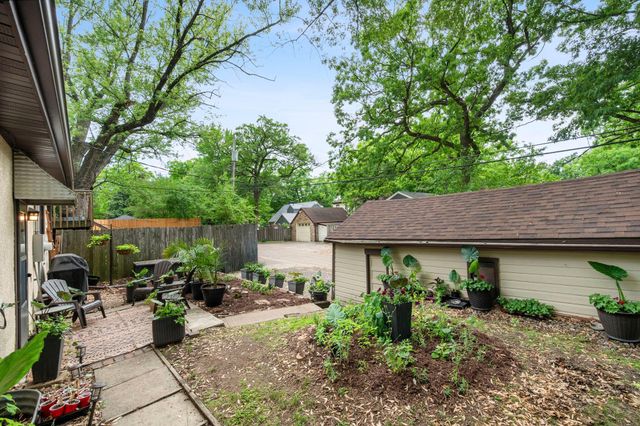 3331 Beard Avenue N, Robbinsdale, MN 55422
