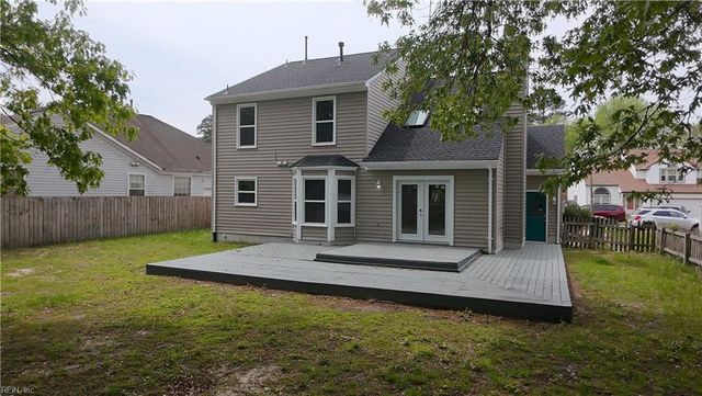 458 Warner Hall PL, Newport News, VA 23608