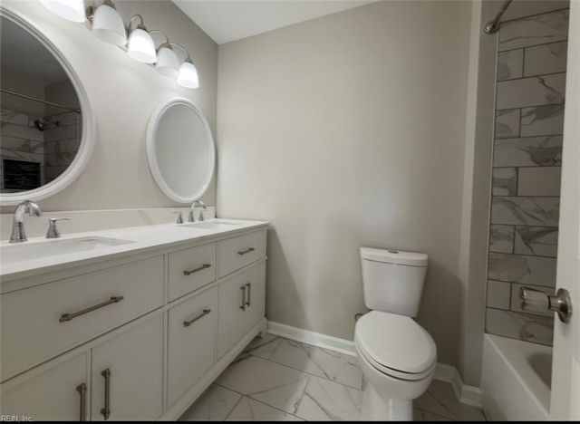 458 Warner Hall PL, Newport News, VA 23608