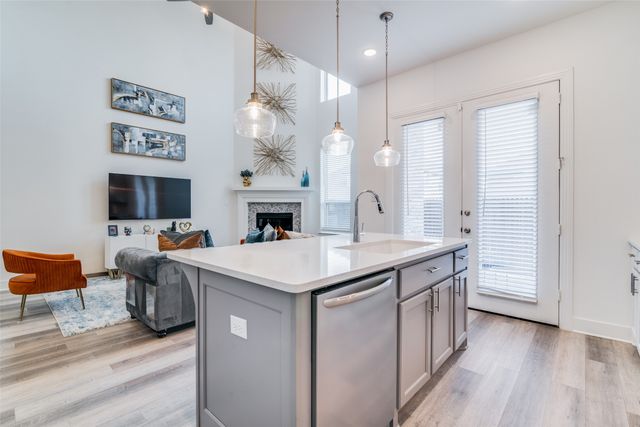 1118 Queensdown Way, Forney, TX 75126