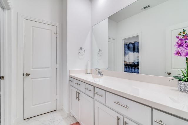 1118 Queensdown Way, Forney, TX 75126