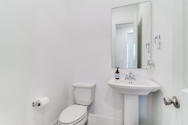 1118 Queensdown Way, Forney, TX 75126