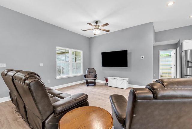 5630 Dinkler Ave., Loris, SC 29569