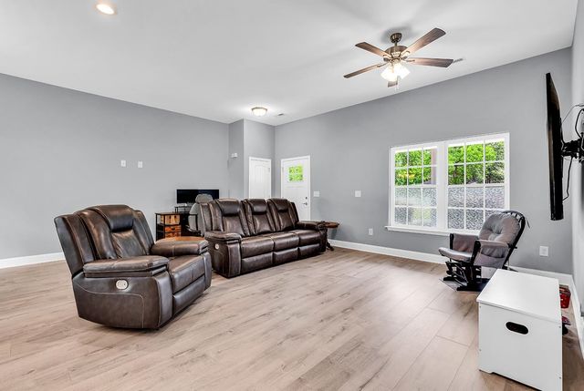 5630 Dinkler Ave., Loris, SC 29569