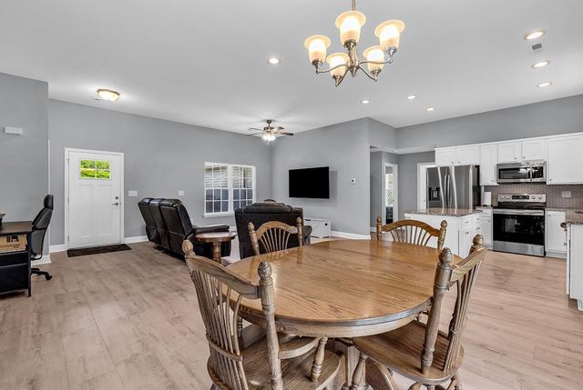 5630 Dinkler Ave., Loris, SC 29569