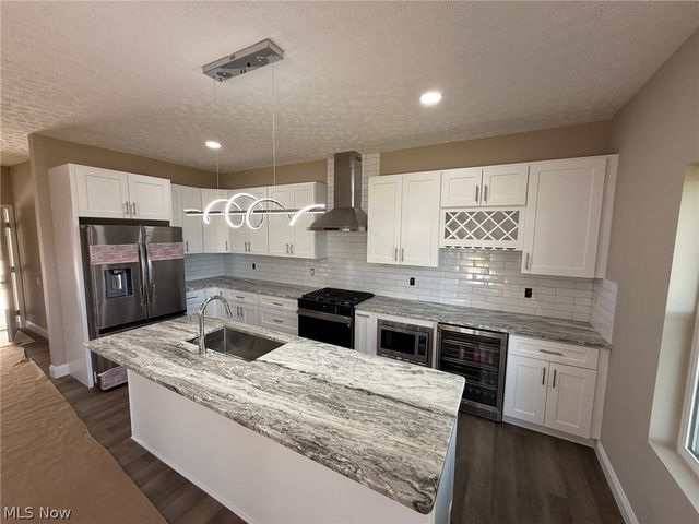 9279 Jackson Street, Mentor, OH 44060