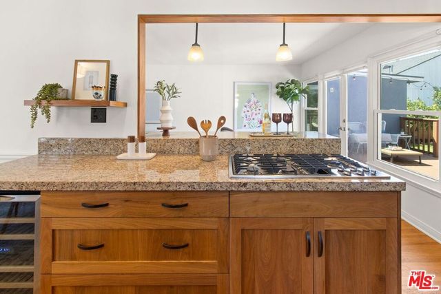 6531 W 77th Street, Los Angeles, CA 90045