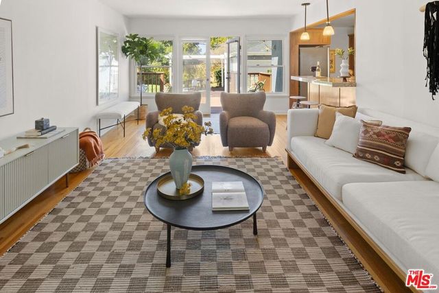 6531 W 77th Street, Los Angeles, CA 90045