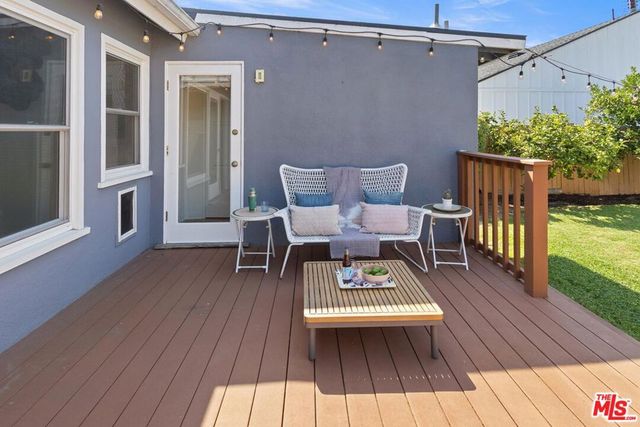 6531 W 77th Street, Los Angeles, CA 90045